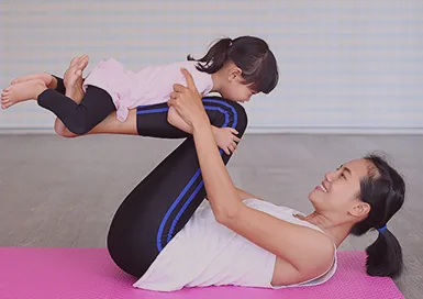 子連れヨガの画像