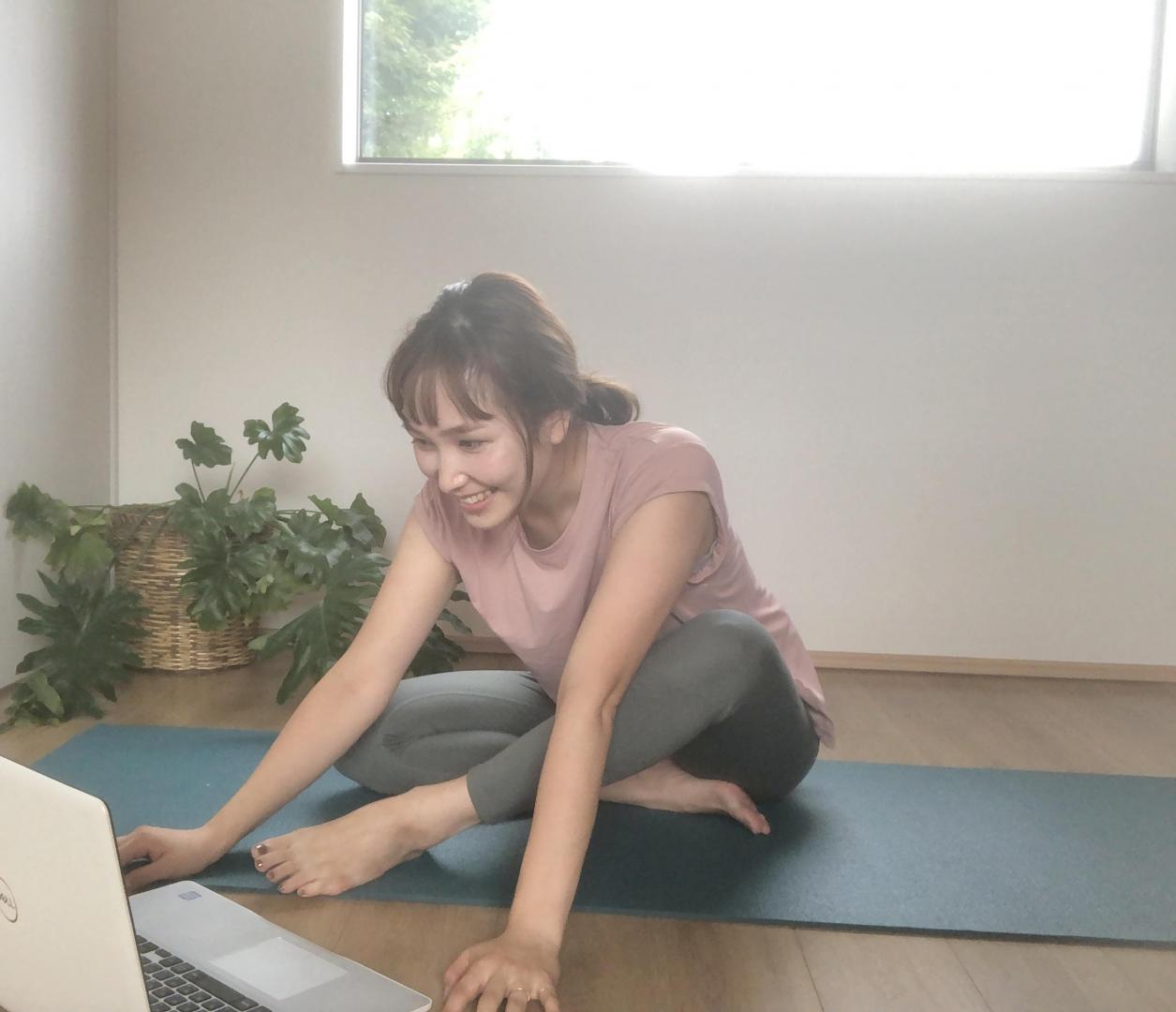 オンライン baby mama yoga
