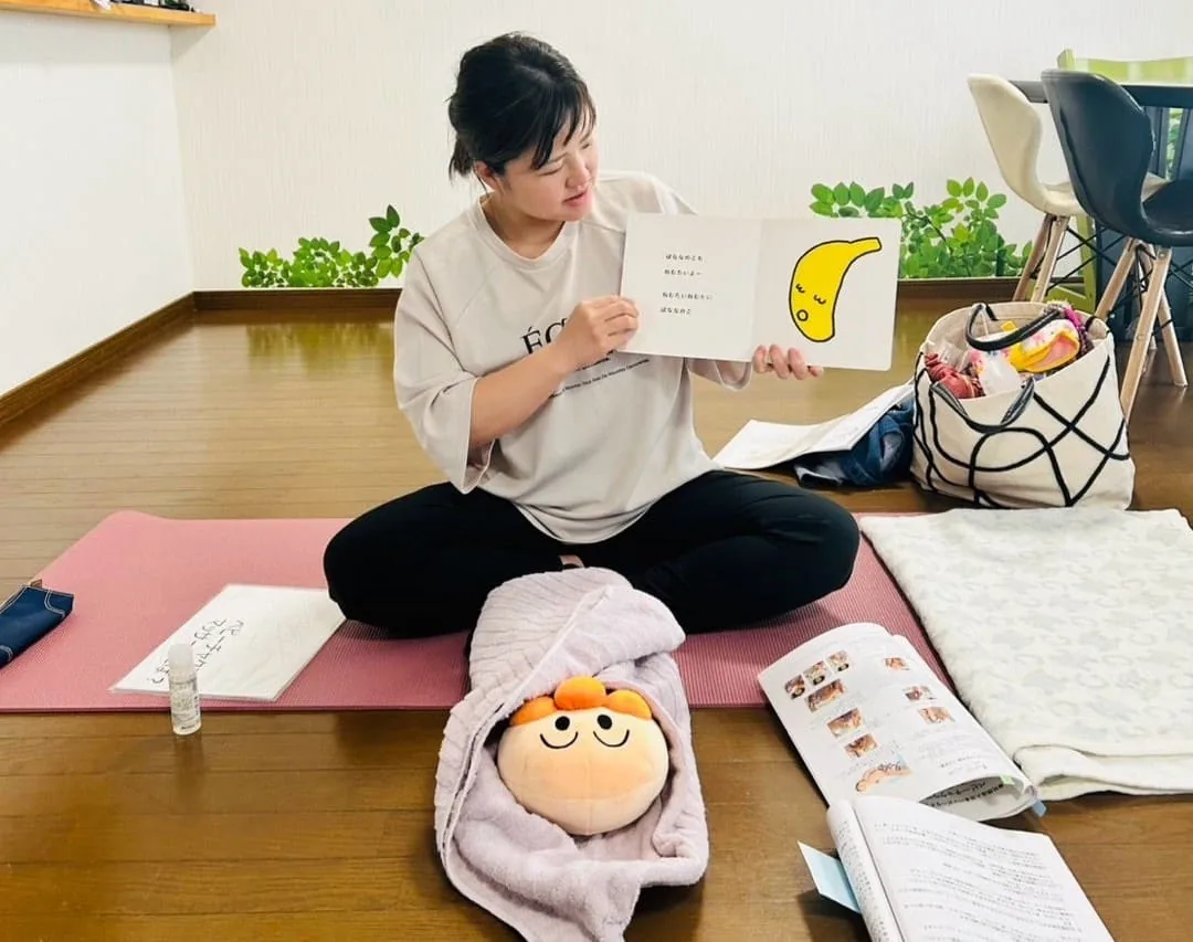 ベビーマッサージの導入とふれあいの時間