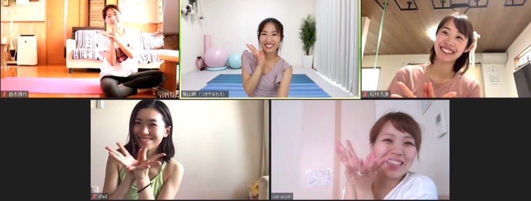 キッズヨガ指導のイメージ