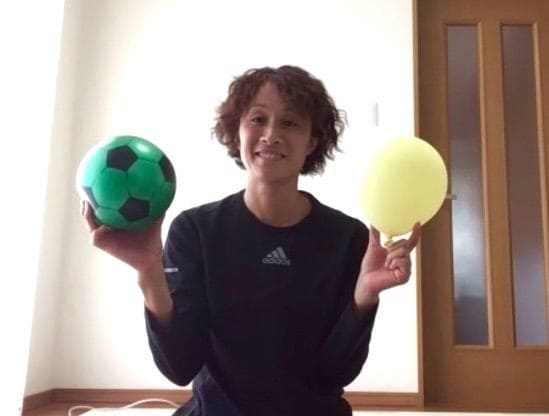 笑顔での修了シーン