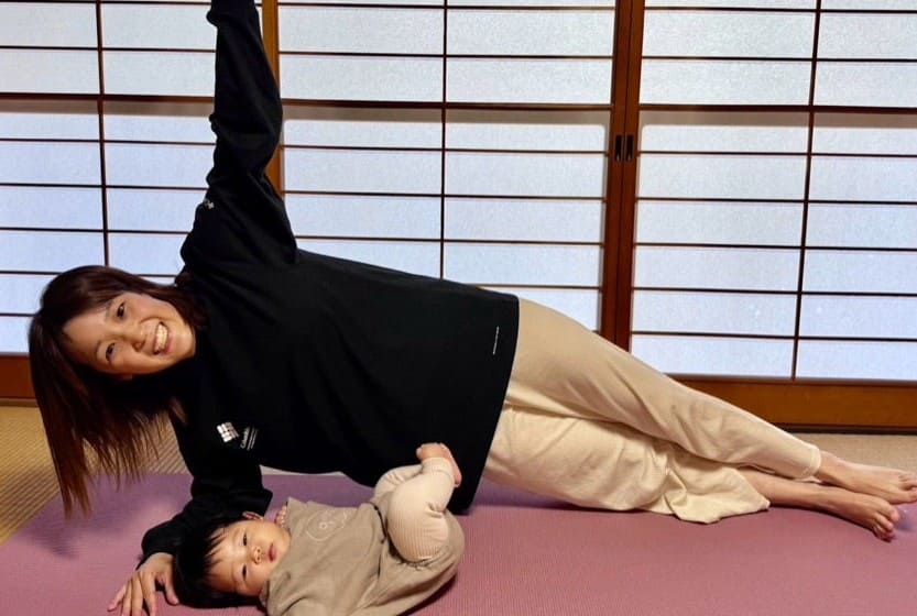 富山でのベビママピラティス講座の様子
