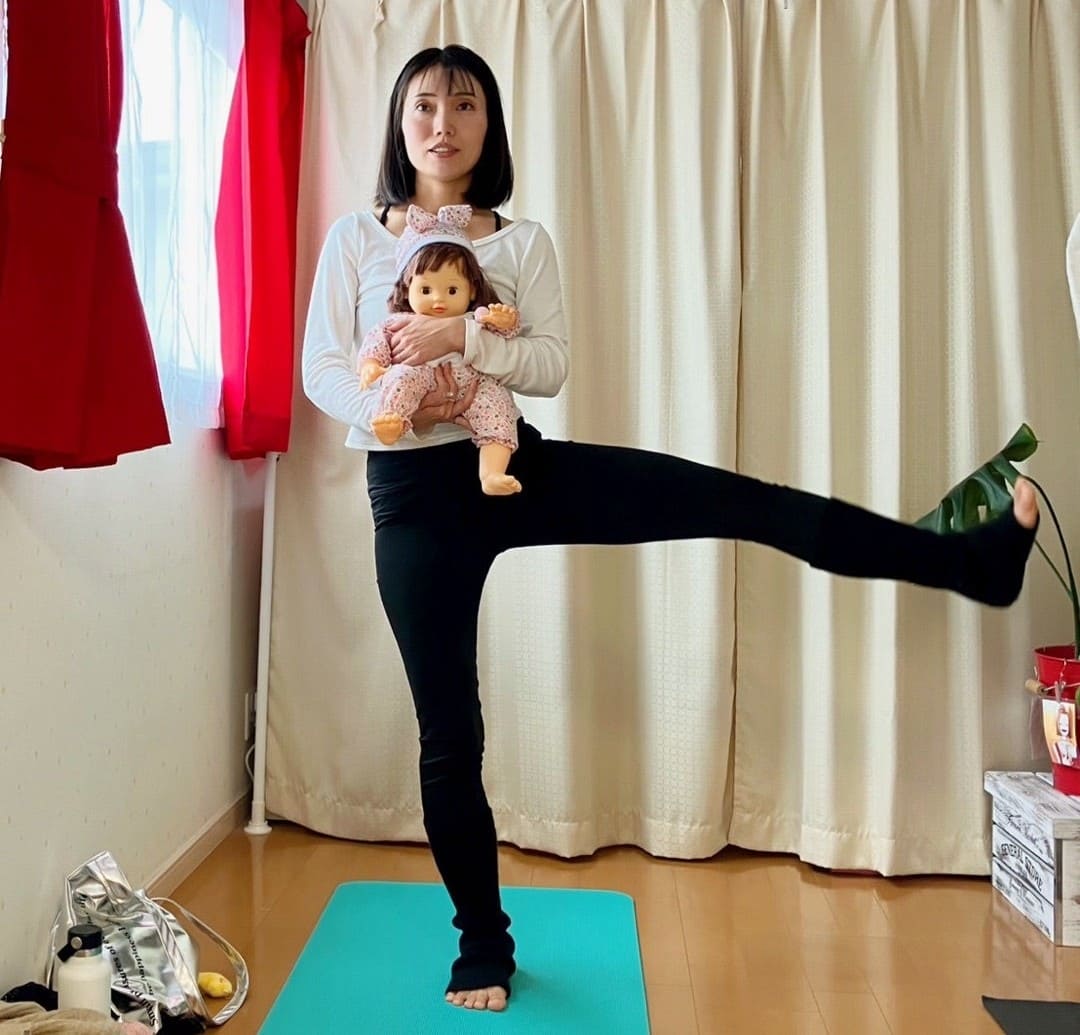 赤ちゃんとママが一緒に取り組めるベビママピラティスの学び