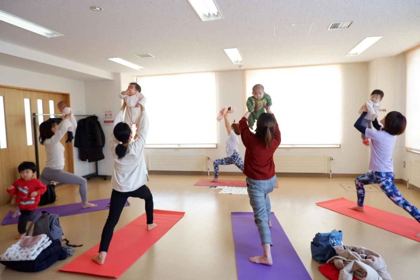 クリスマスイベント　ベビーヨガ【北海道千歳市 ヨガ…の画像